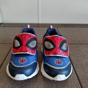 Marvel Velcro Strap Toddler Sneakers Size 8